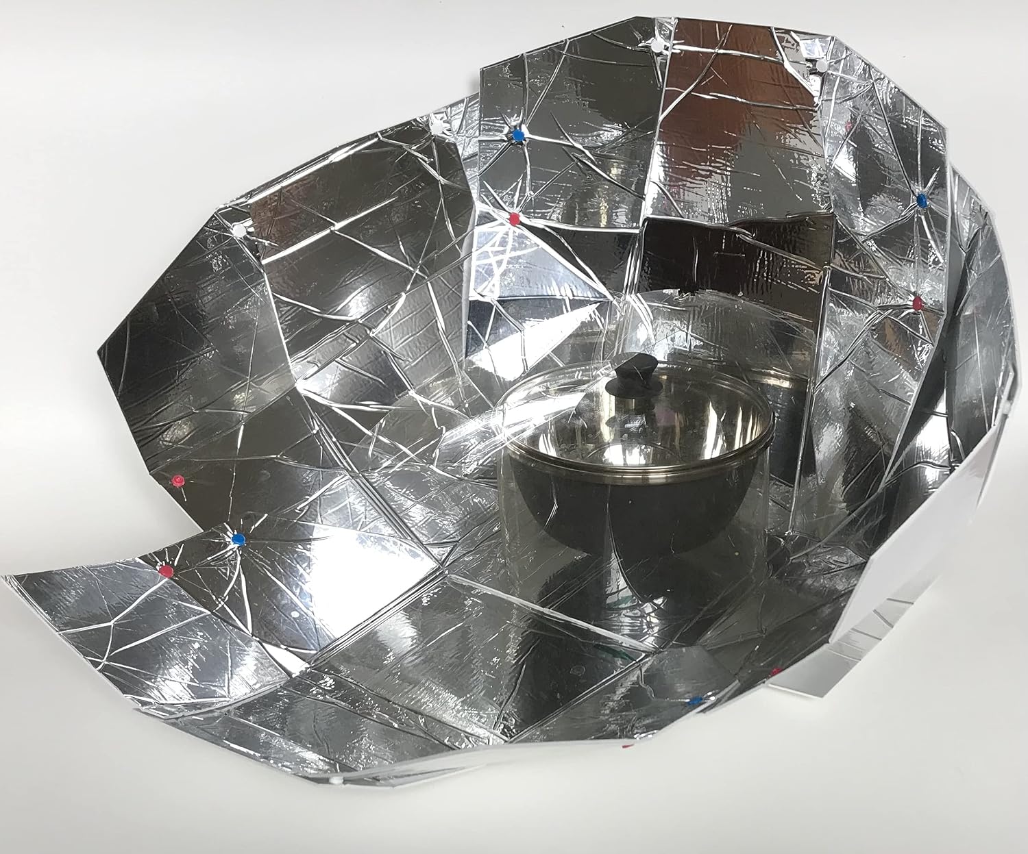 Haines 2.0 SunUp Solar Cooker and Dutch Oven Kit